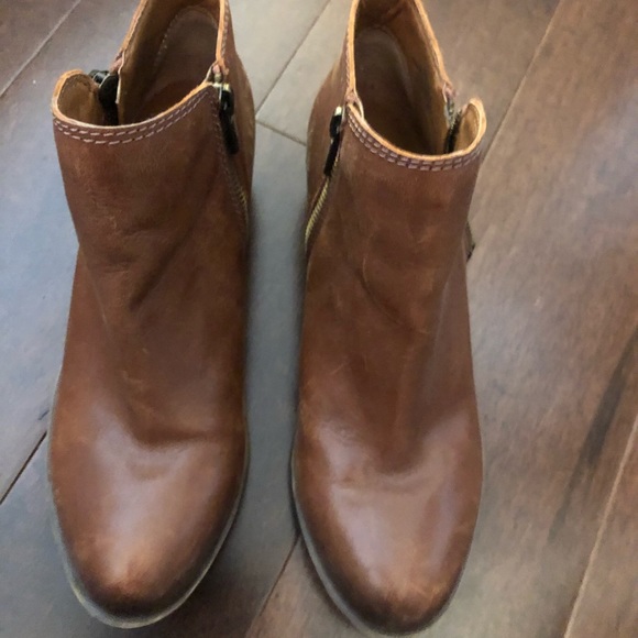 lucky brand basel ankle booties - Picture 2 of 3